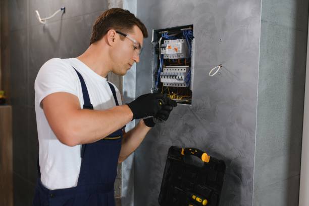 Best Affordable Emergency Electrician  in Mooreland, OK
